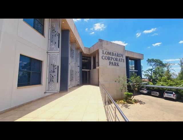 BUSINESS PROPERTY TO RENT IN SHERE